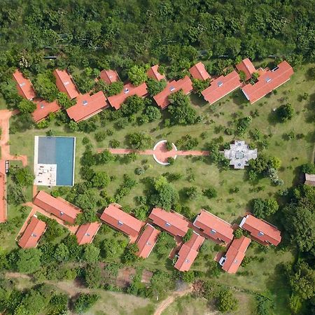 Готель Sigiriya Jungles Екстер'єр фото
