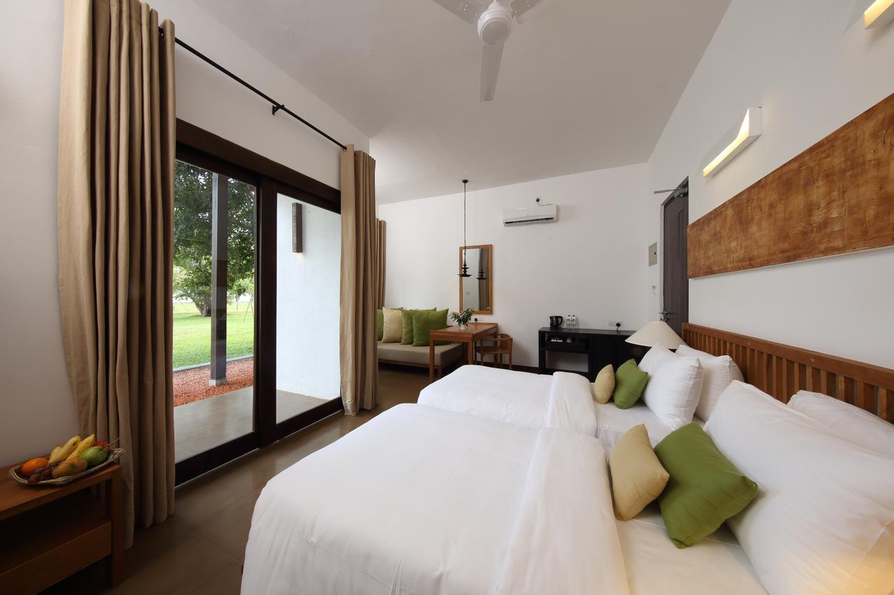 Готель Sigiriya Jungles Екстер'єр фото